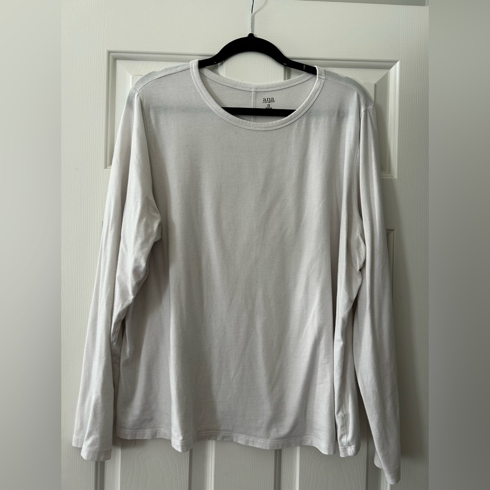 a.n.a Classic White Long Sleeve Women’s Tee